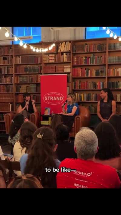 Book Release At Strand W/ JoJo