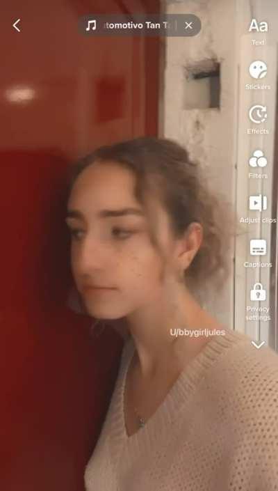 Who&rsquo;s knocking? ;)