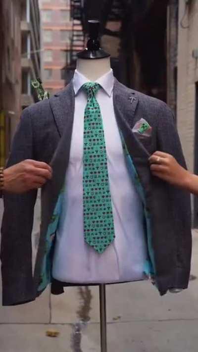 imagina llegar a un funeral con esto 🤑