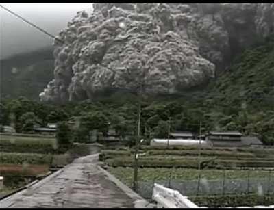 Running from pyroclastic flow