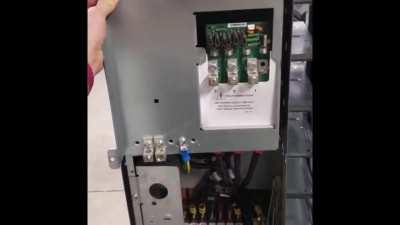 Linus tech tips at it again.