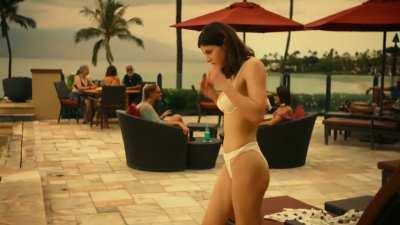 Alexandra Daddario - The White Lotus