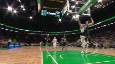 [Highlight] Ball boy has to run for dear life during the fast break at the Celtics vs Nets game