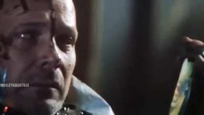 Batman & Riddler's Bomb Scene