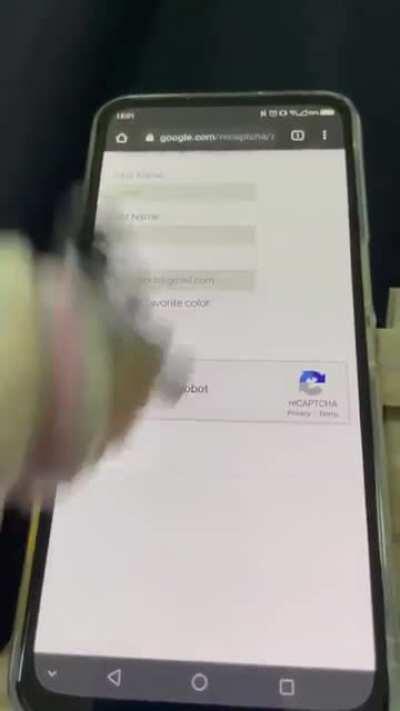 pewds : subscribe and i receive a sub , me : (not me)