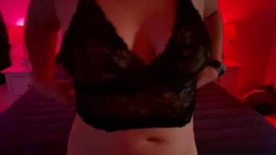 🥰 I’m so obsessed with my latest farts, I came watching my own content 🙈💕💕