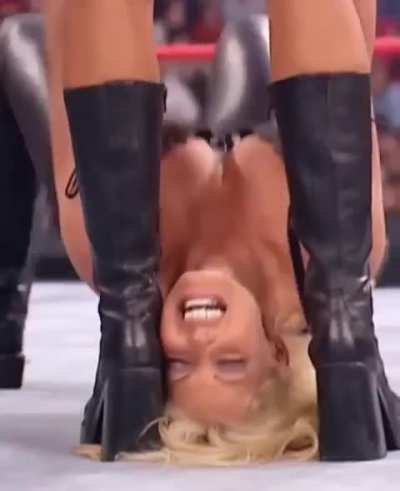 Trish vs Stacy: BRA & PANTIES