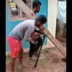 Trying to raise a heavy post without machines