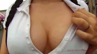 I Give A Public Blowjob In A Car After Exploring In Montreal!