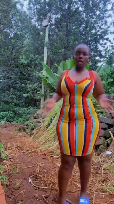 village girls in Kenya 😍