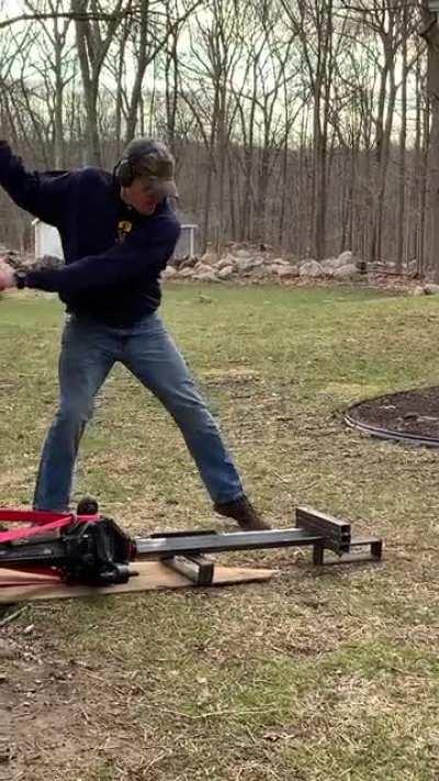 2005 Jeep Grand Cherokee cv axle removal. This stubborn thing would not budge...then weld, then hammer!