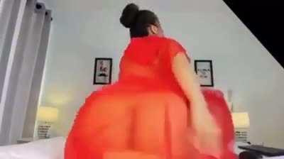 BIG BOOTY LATINA CLAPPING THAT ASS 🥵🤤🍑 #BDCWRLD