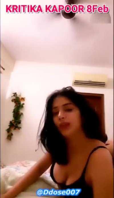 🥵 KRITIKA KAPOOR Famous Insta Model & Close Friend of Sniggy 🔴NEW 8Feb Yesterday Night Full NUDE Live with her Boyfriend 💦 Full 19Min+ Video!!Don't Miss 🥰🔥