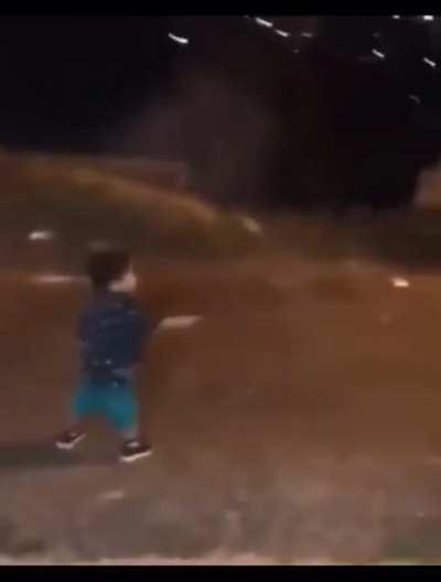 psychOtic TOdDLeR SLAyS FAmilY