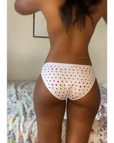 can i wear these panties while you tease and rub on my ass?