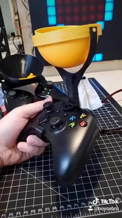 A gyro bowl mount I made for an Xbox one controller.