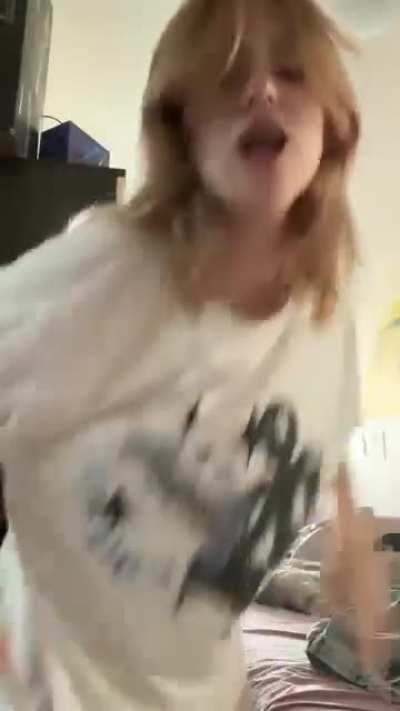 [F] Just sharing a funny video [OC]