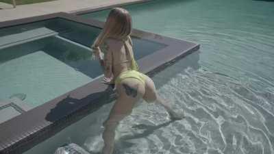 Bh4d Bh4bie 0nlyFans C0ntent - F0lder B3l0w 7