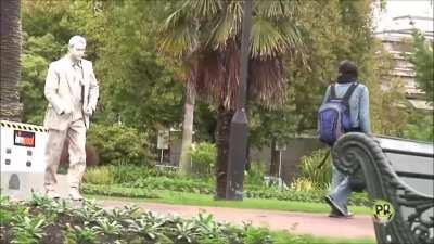 Sneaking in Skyrim be like