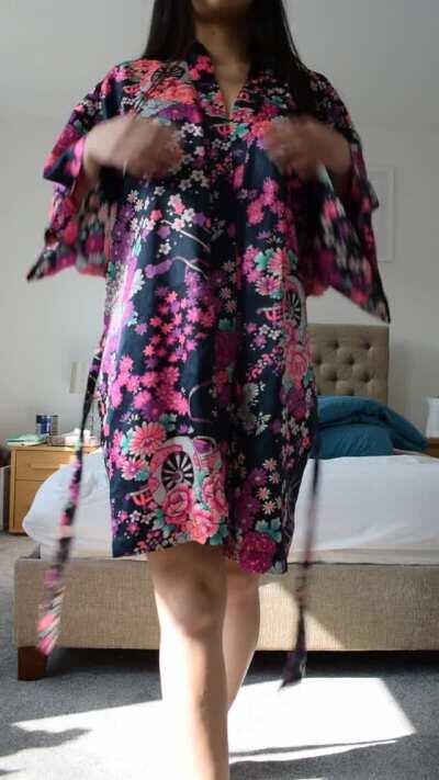 Do you like my petite 4'11'' figure? [OC Reveal]