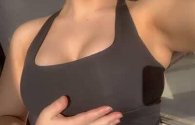 $3 to see all of my porn and naughty daily posts on my only fans! 💦 I reply to all DMs so cum and play 🍆🍑 @jjade_23 link is in the comments below!💋