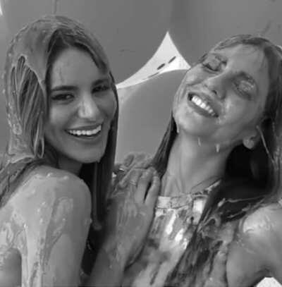 Victoria Justice loaded up