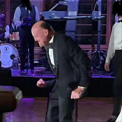 Thank you u/shoyei for sharing this wonderful pic of Cramer! This is the first image that popped Inside my head when I saw that. To be a fly on that wall!!