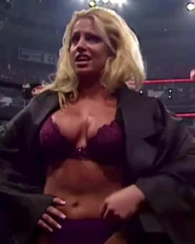 You tell em Trish 🤤