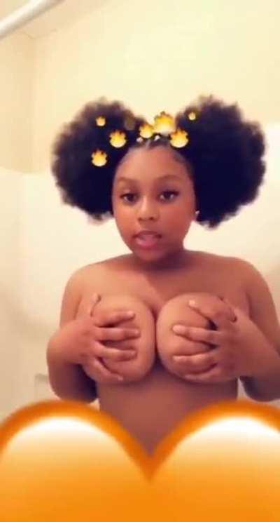 Add snap @Laylaaa327 For more content !!