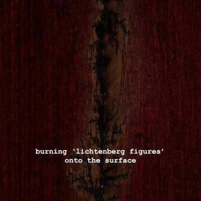 Electricity flowing across a wooden surface - some super relaxing and meditative content for your evening