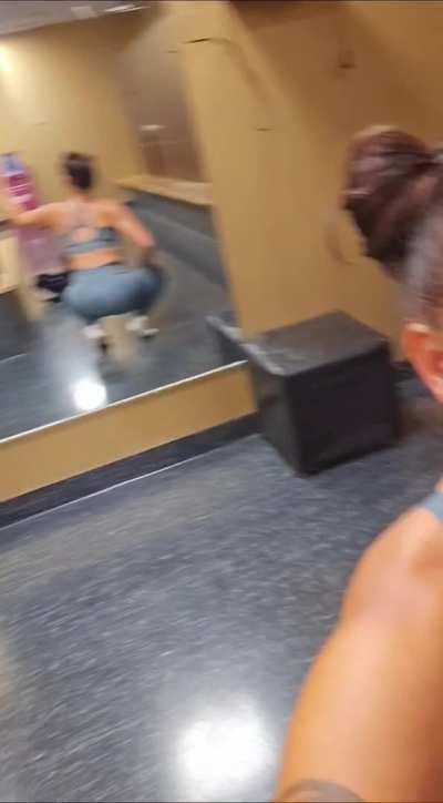 Har du någon gång varit med en tränad MILF?