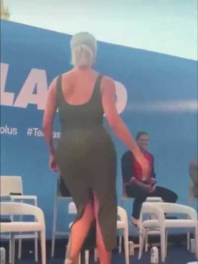 Hannah Waddingham (Behind the Scenes Walking Away Compilation)