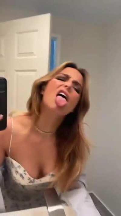 Addison Rae basically begging for it