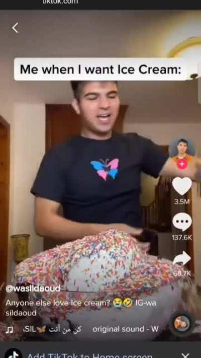 Guy thinks it's funny to waste food for a tik tok