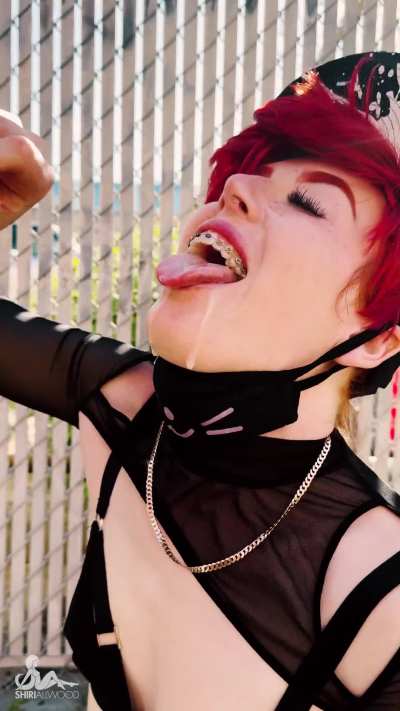 I want to be spoiled with cum