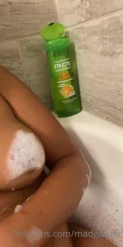 She Finally Came Thru W/ Sum Decent