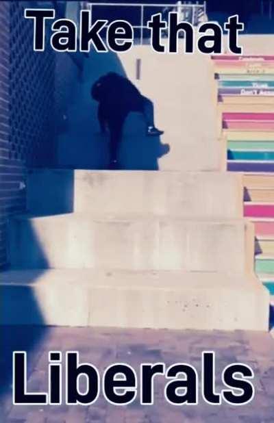 Auth right defies the establishment