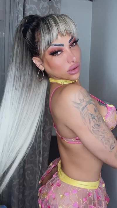 pull my hair and go hard 😈