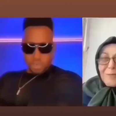 arkadaslarsoldakibensagdakibabaanemnasiliz?