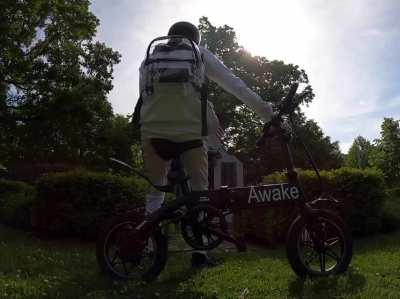 July 4th shooter made this video with a car with 47 written on it, backwards that is july 4th. Early warning?