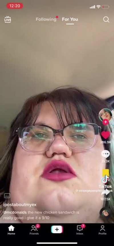 A glimpse into the brain of the average MSsEcReTPoDcAsT redditor 