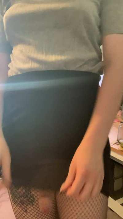 the new girl at the office shows you this… will you follow her to the bathroom? 👀