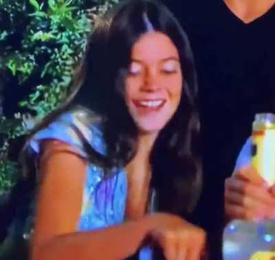 Who remembers Kylie showing Kim the pole & then her and Kendall making alcohol drinks for the guests? 😂🫣😳