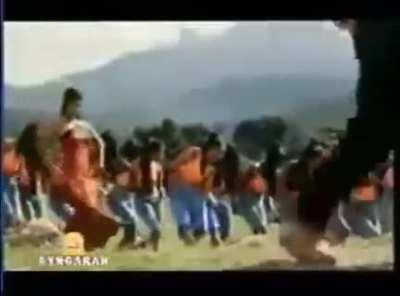 Anybody remember Benny Lava by Prabhu Deva?