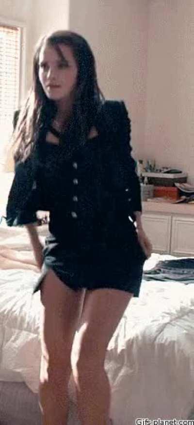 Love the lil flash she does