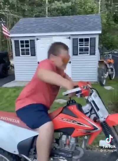 Oh no is he about vape!?!?