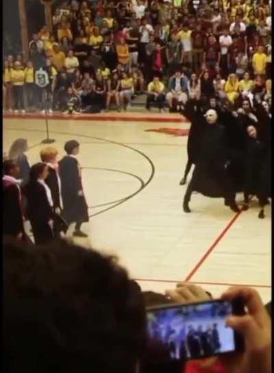 И конкурсы интересные