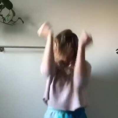 Kari Miller Dance (IG)