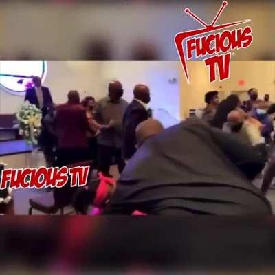 A fight started cause a side chick pulled up to the funeral tryna pay respects 💀 😭