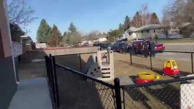 Gestapo out! Canadian pastor kicks out six police officers, who tried to stop an Easter service due to Covid-19 restrictions.